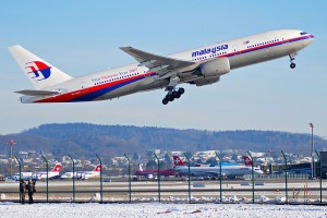A Malaysia Airways' Boeing 777 like the one that crashed in eastern Ukraine on July 17, 2014. (Photo credit: Aero Icarus from Zürich, Switzerland)
